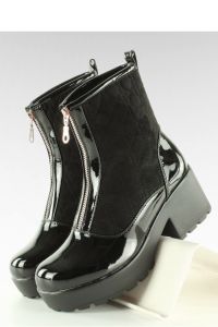 Botki Model Q06 Black