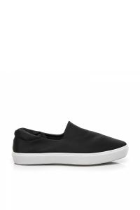 WSUWANE TRAMPKI BLACK Czarny