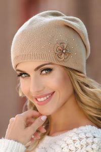 Czapka Model Alicja Beige