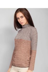 Sweter o prostym kroju MM2050 Brown