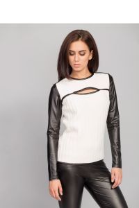 Ciepły sweter z eko-skórą MM2051 White