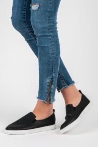 CZARNE TRAMPKI SLIP ON Czarny
