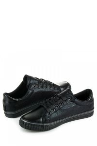 TENIS?WKI Z B?YSZCZ?CYM NOSKIEM Czarny