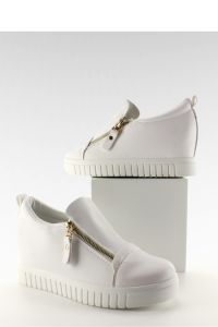 TRAMPKI NA UKRYTYM KOTURNIE 8-7 WHITE