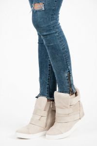ZAMSZOWE BUTY NA KOTURNIE