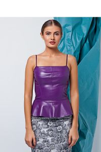 Dobrze dopasowany gorset GR1270 Purpurowy